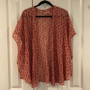 BP Scarlet Red/Tan Paisley Kimono